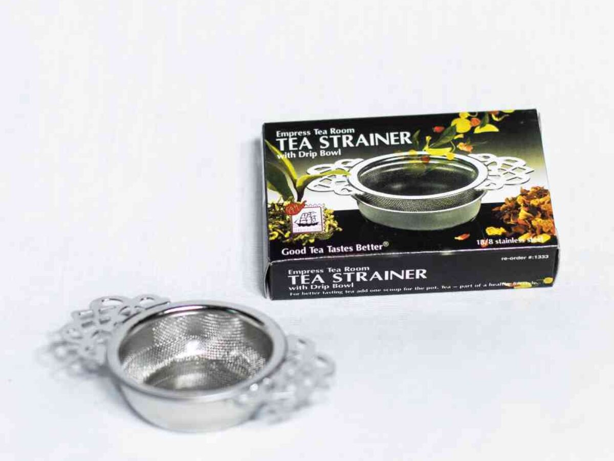 https://shop.stjamestearoom.com/wp-content/uploads/2021/04/Online-Tea-Shop-Tea-Infusers-Strainers-and-Accessories-Tea-Strainer-Main-1200x900.jpg