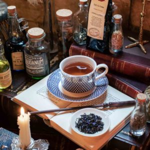 Online Tea Shop Loose Leaf Black Tea - Earl a la Creme in Teacup Smooth Creamy Vanilla Earl Grey