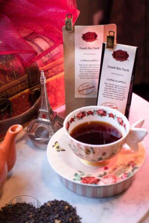 Online Tea Shop Loose Leaf Black Tea - French Kiss Puerh in Teacup Rich Strawberry