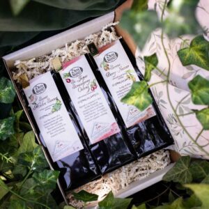 Online Tea Shop Loose Leave Tea - Gift Set for Tea Lovers Organic Oolongs fruit and berries 2oz horizonal