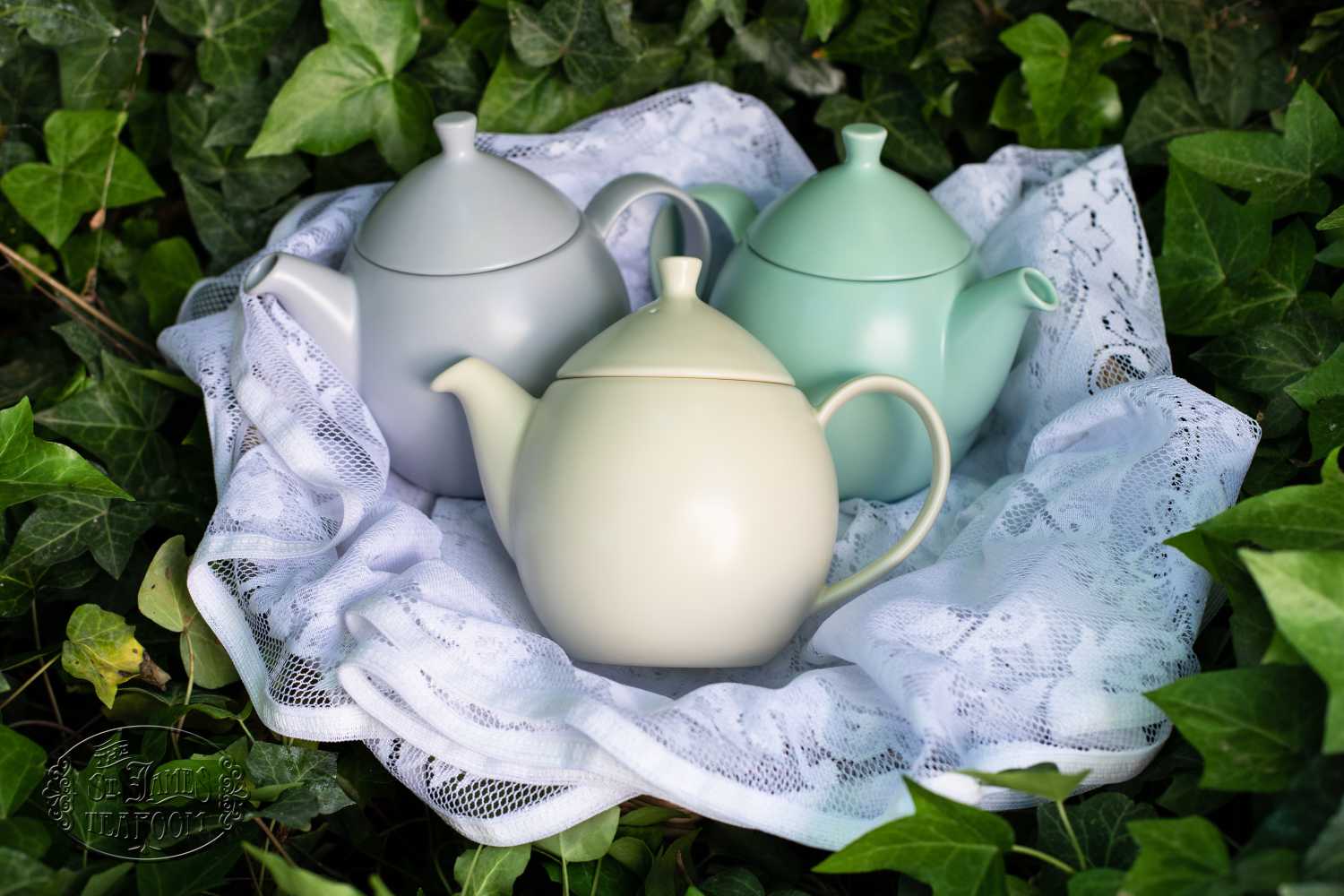 Dew Teapot with Basket Infuser 14 oz. – FORLIFE Design