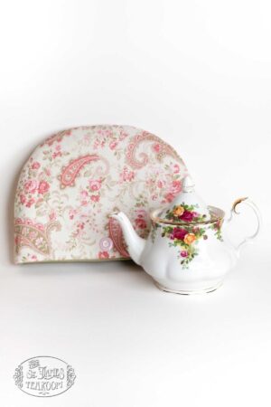 Tea Cozy: Rose & Paisley Reverie