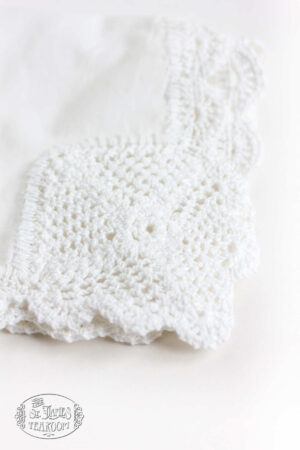 Crochet Lace Linen Tea Napkins - Image 3